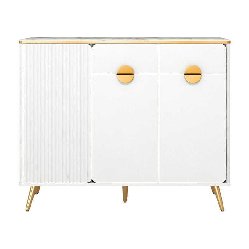 Credenza con finitura sideboard di pietra sinterizzata glam con scaffalatura regolabile