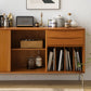 Sideboard a buffet a buffet in stile contemporaneo con armadi e cassetti