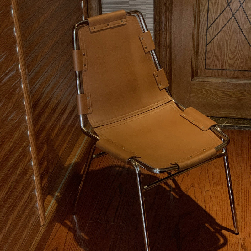 現代のキッチンダイニングチェアフェイクレザーサイドチェア銀の脚