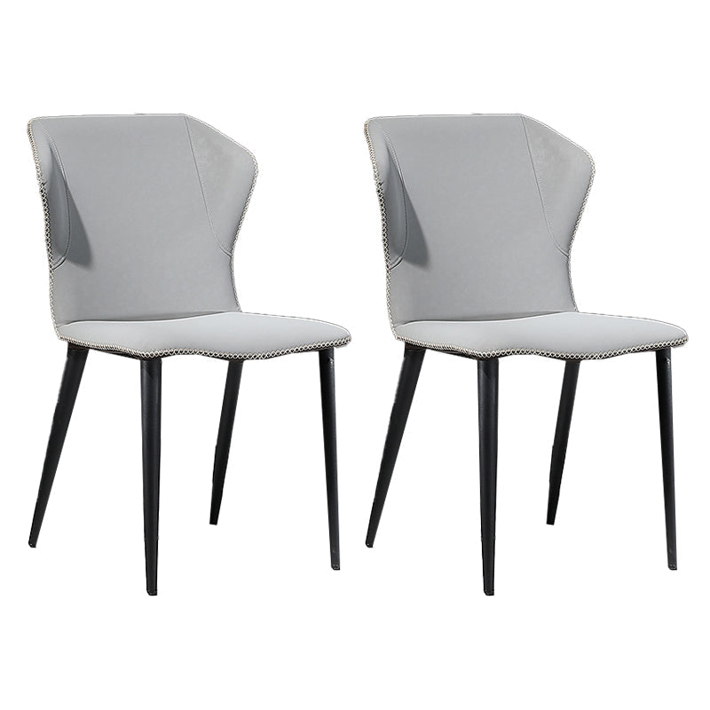 Chaise côté chaise de salle à manger à canon à wing-back pour salle à manger