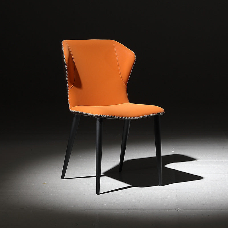 Chaise côté chaise de salle à manger à canon à wing-back pour salle à manger