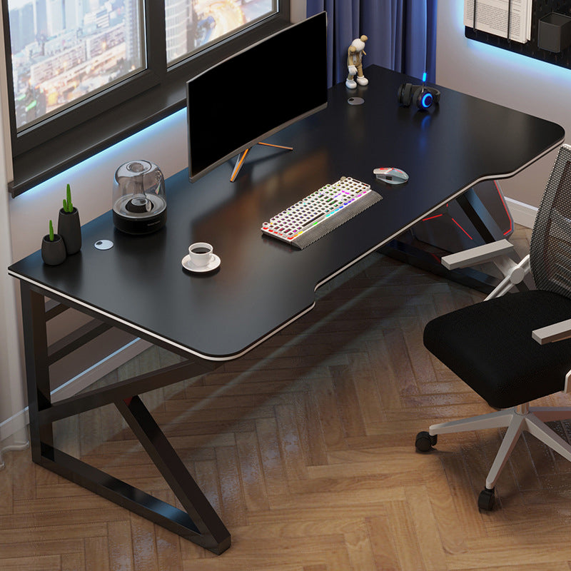 Ergonomische houten computerbureau rechthoekige bureau met metalen benen met metalen benen