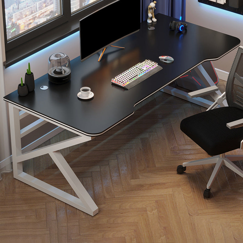 Ergonomische houten computerbureau rechthoekige bureau met metalen benen met metalen benen