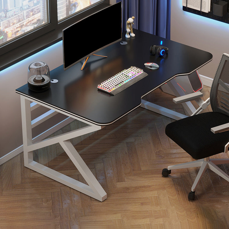 Ergonomische houten computerbureau rechthoekige bureau met metalen benen met metalen benen