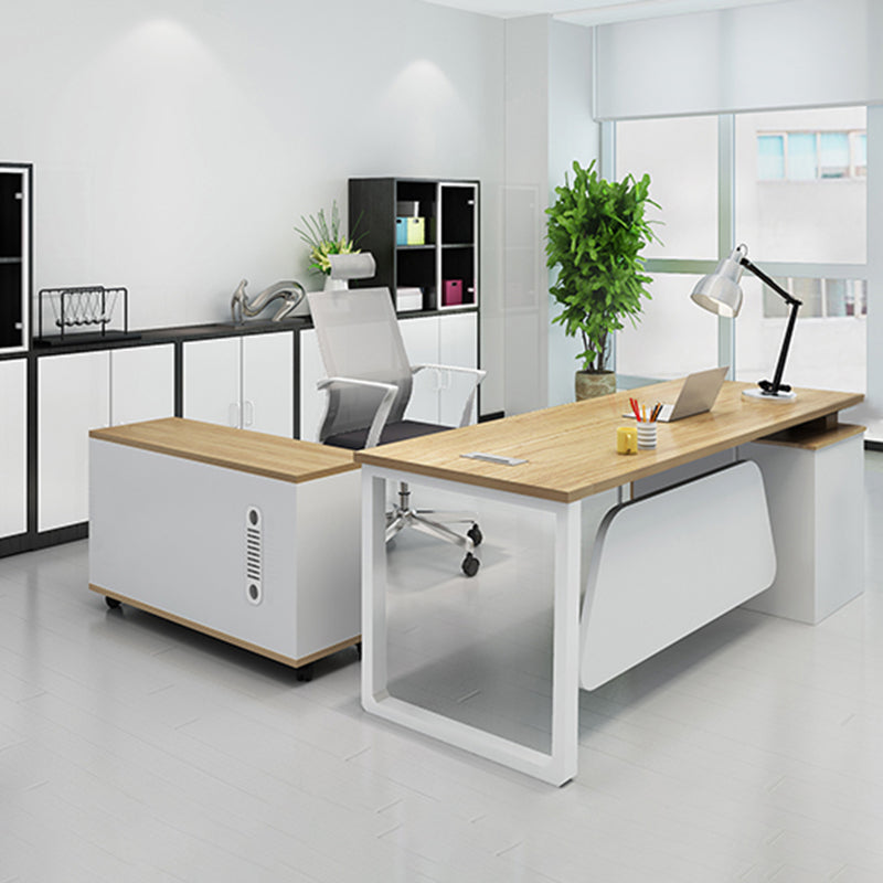 Armadio in legno di archiviazione laterale contemporanea con archiviazione