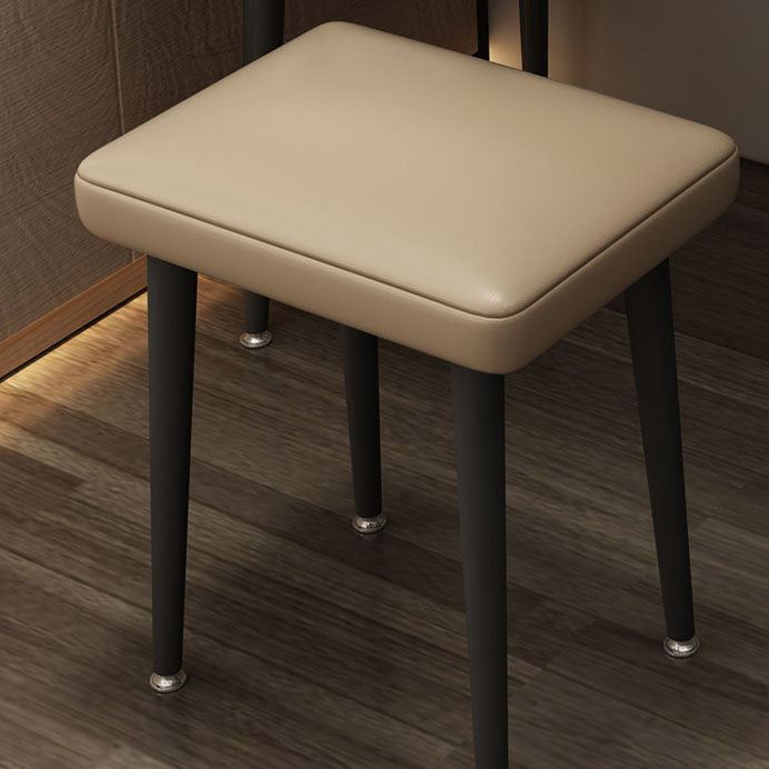 Vanity marrone con set di cambio in 2 pezzi per trucco in camera da letto imbottiti