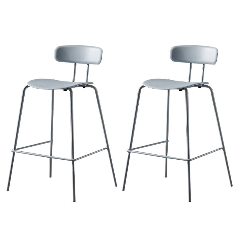 Luxuriöser Rückenlehneschalterhocker mit Metallbasis Plastik -Armless Cafe Bar Stuhl