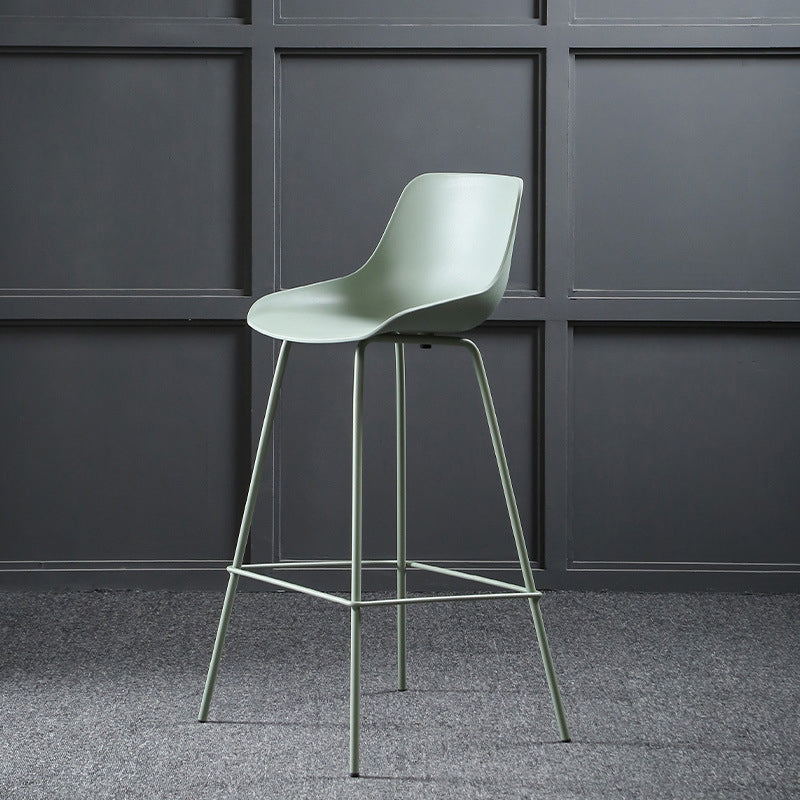 Contemporary Counter Height Stools Plastic Height Bar Stool for Living Room Clearhalo 'Bar Furniture' 'Bar Stools' 'bar_stools' 'furn' 'furn_bar_stools' 'Furniture' 'Kitchen & Dining Furniture' 6317625