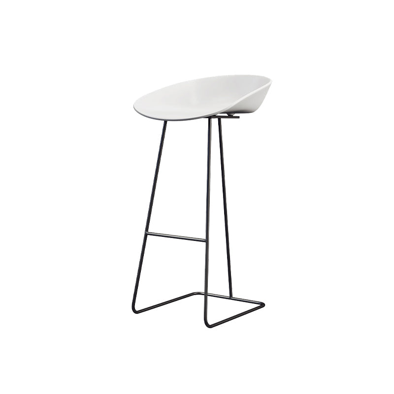 Taburete de bar de plástico estilo Glam, taburete de bar con forma de cubo y altura de mostrador