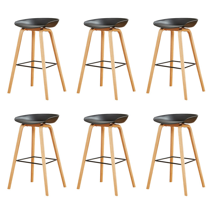 Chaise de bar de café en plastique de tabouret haut de comptoir sans bras de dossier nordique avec la base en bois