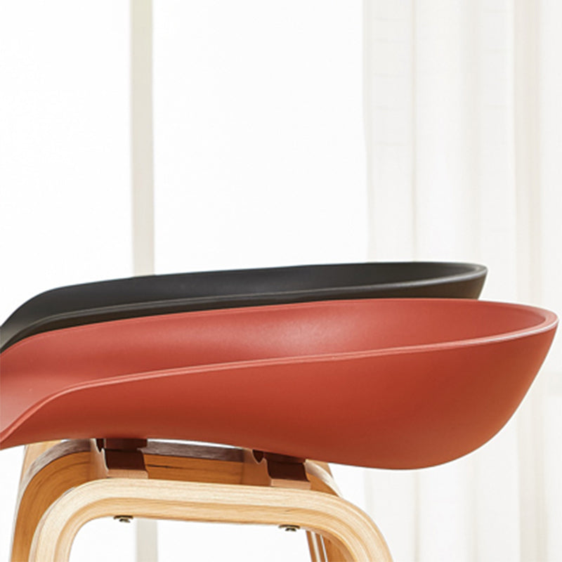 Chaise de bar de café en plastique de tabouret haut de comptoir sans bras de dossier nordique avec la base en bois