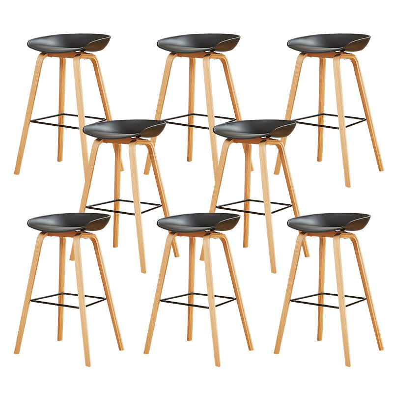 Chaise de bar de café en plastique de tabouret haut de comptoir sans bras de dossier nordique avec la base en bois