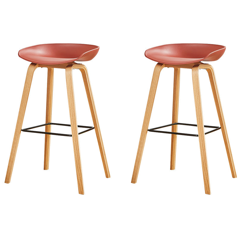 Chaise de bar de café en plastique de tabouret haut de comptoir sans bras de dossier nordique avec la base en bois