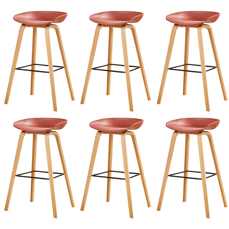 Chaise de bar de café en plastique de tabouret haut de comptoir sans bras de dossier nordique avec la base en bois