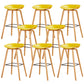 Chaise de bar de café en plastique de tabouret haut de comptoir sans bras de dossier nordique avec la base en bois