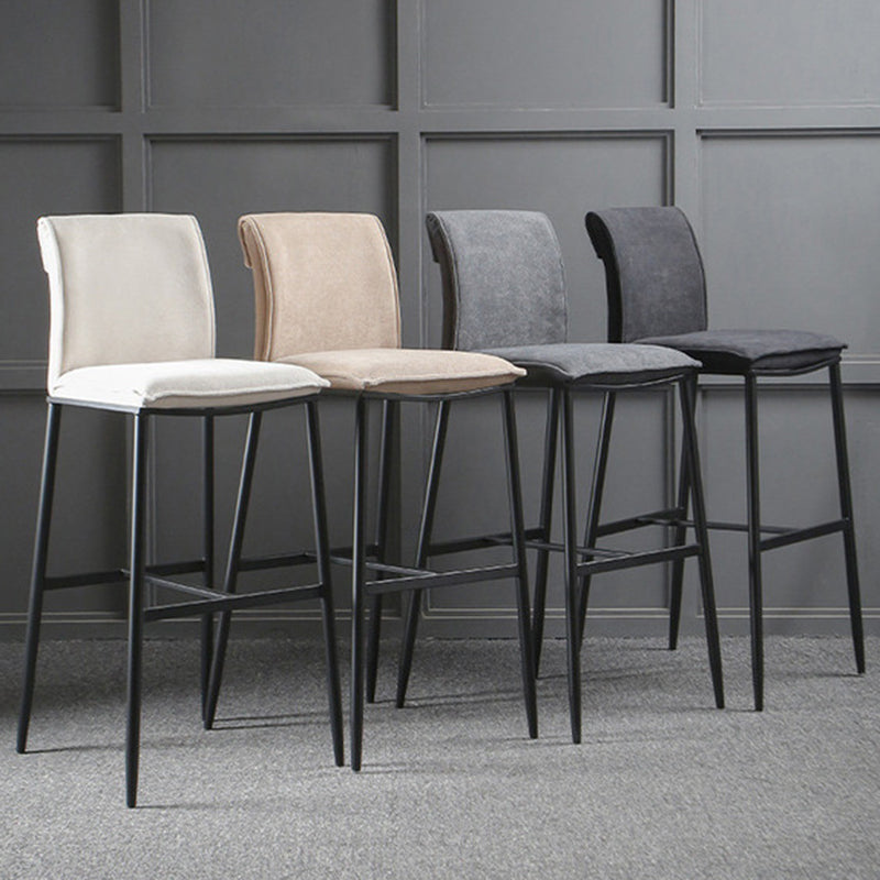 Contemporary Upholstered Counter Stool Low Back Bar Stool with Footrest Clearhalo 'Bar Furniture' 'Bar Stools' 'bar_stools' 'furn' 'furn_bar_stools' 'Furniture' 'Kitchen & Dining Furniture' 6317959