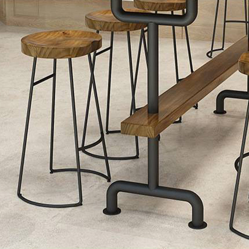 Industrial Style Bar Table Bistro Pub Table with Metal Black Base Clearhalo 'Bar Furniture' 'Bar Tables' 'bar_tables' 'furn' 'furn_bar_tables' 'Furniture' 'Kitchen & Dining Furniture' 6321606