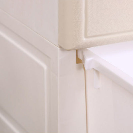 Armadio contemporaneo di armadio a 5 cassetti.