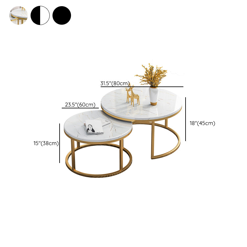Ensemble de table basse gigogne avec plateau en marbre Glam, plateau rond et base en fer
