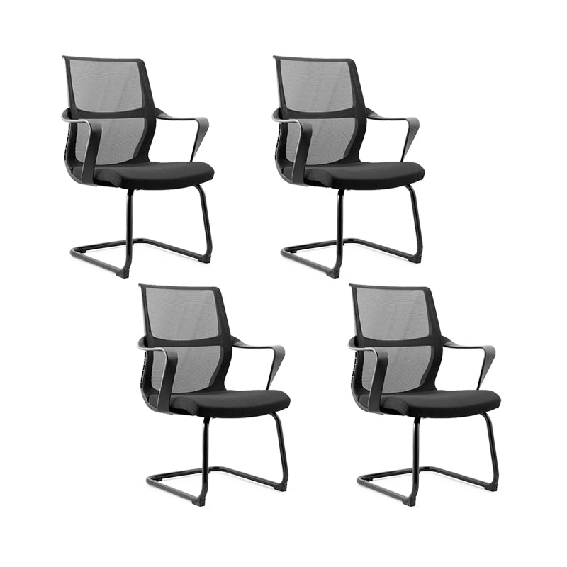 Chaise de bureau de style moderne, bras fixes à dossier moyen, chaise de travail ergonomique en maille