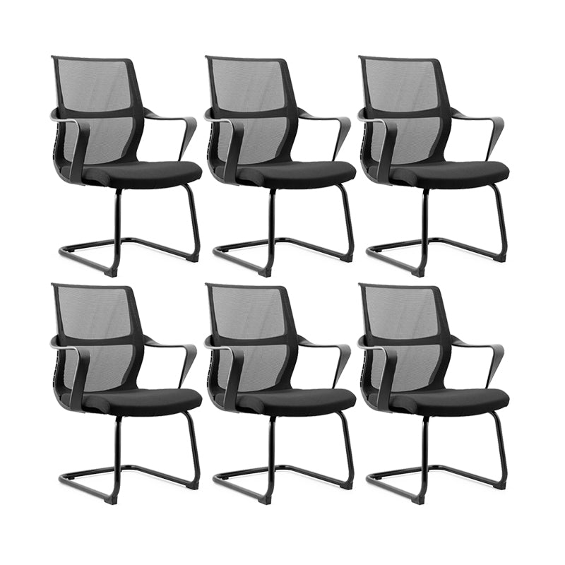 Chaise de bureau de style moderne, bras fixes à dossier moyen, chaise de travail ergonomique en maille