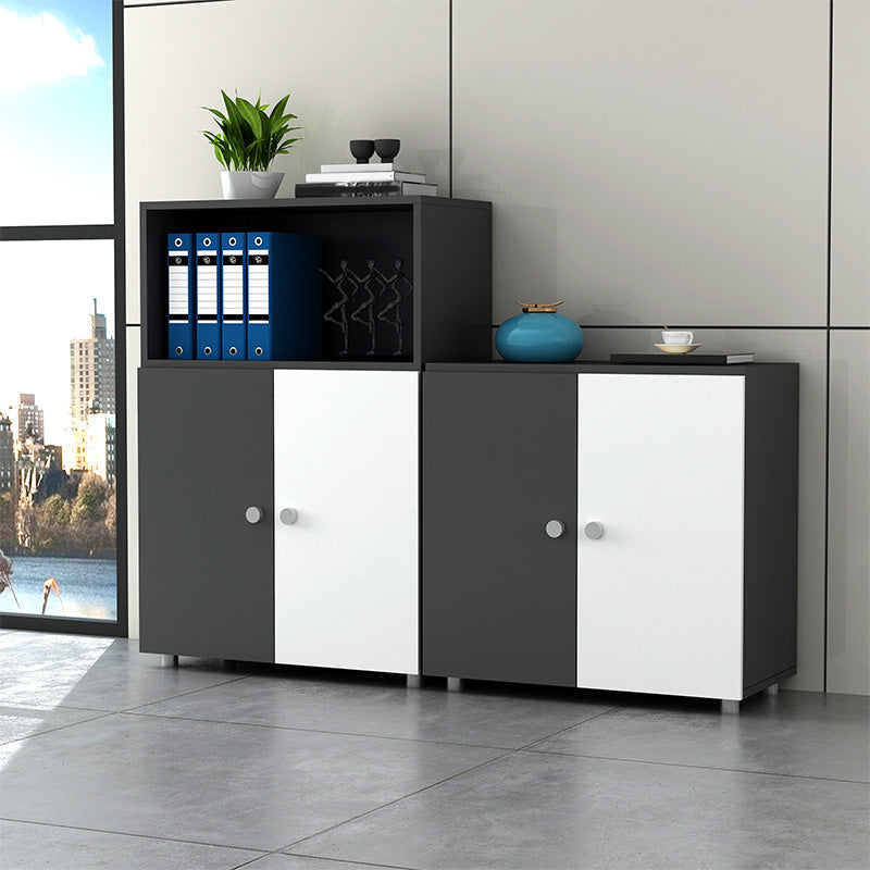 Abbazzinamento verticale in legno Scaffali di archiviazione del pannello a colori.