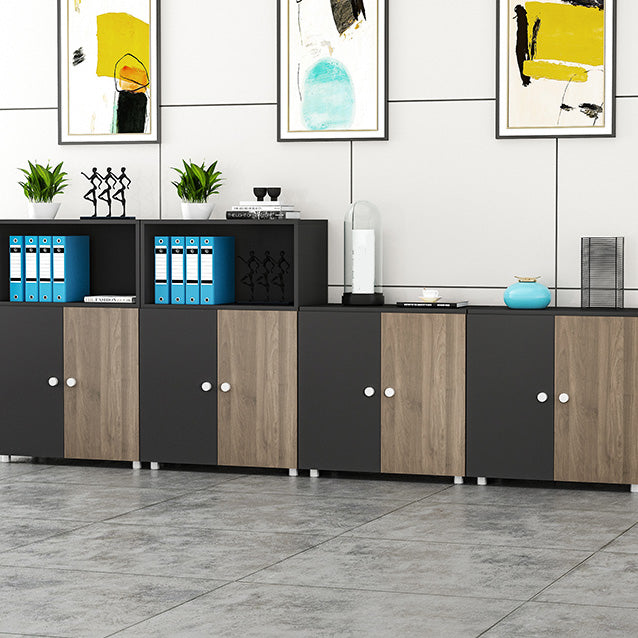 Abbazzinamento verticale in legno Scaffali di archiviazione del pannello a colori.