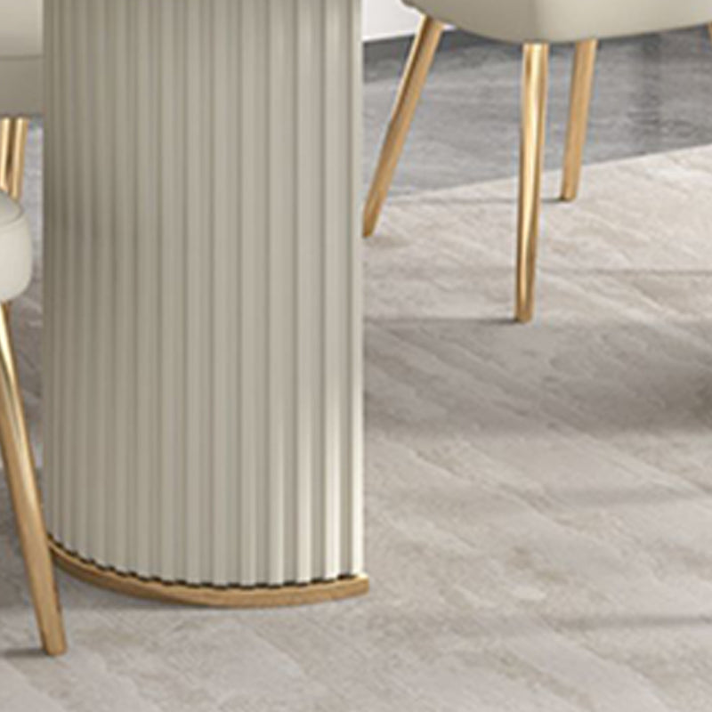 Eetkamertafel met witte basis, stenen tafel in moderne stijl voor de keuken