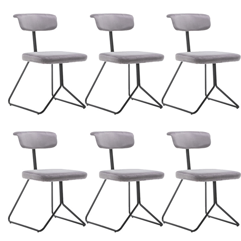 伝統的な布張りのダイニングチェアキッチンダイニングアームレスチェア