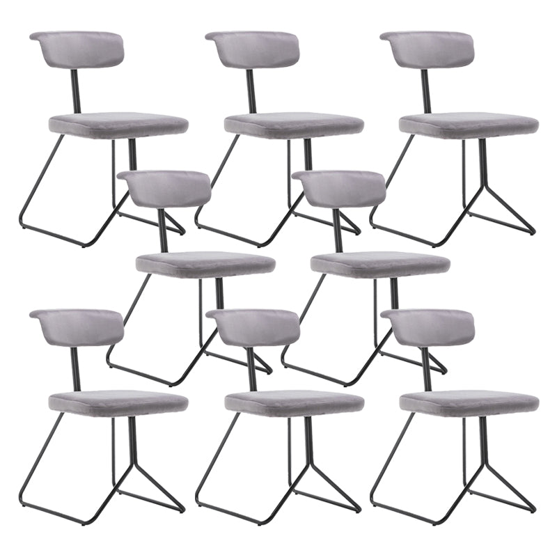 伝統的な布張りのダイニングチェアキッチンダイニングアームレスチェア