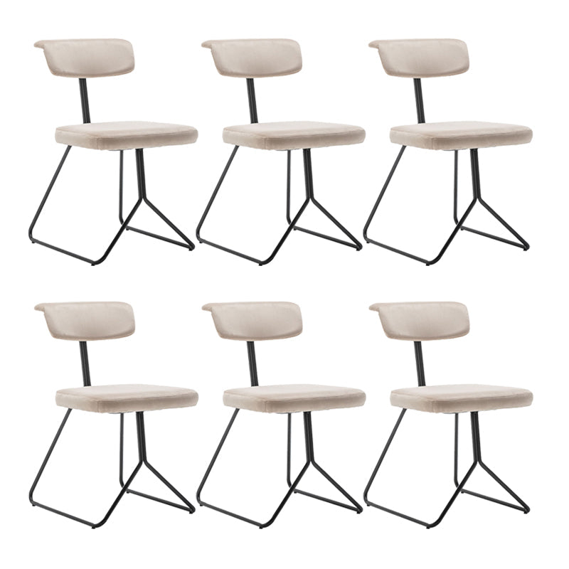 伝統的な布張りのダイニングチェアキッチンダイニングアームレスチェア