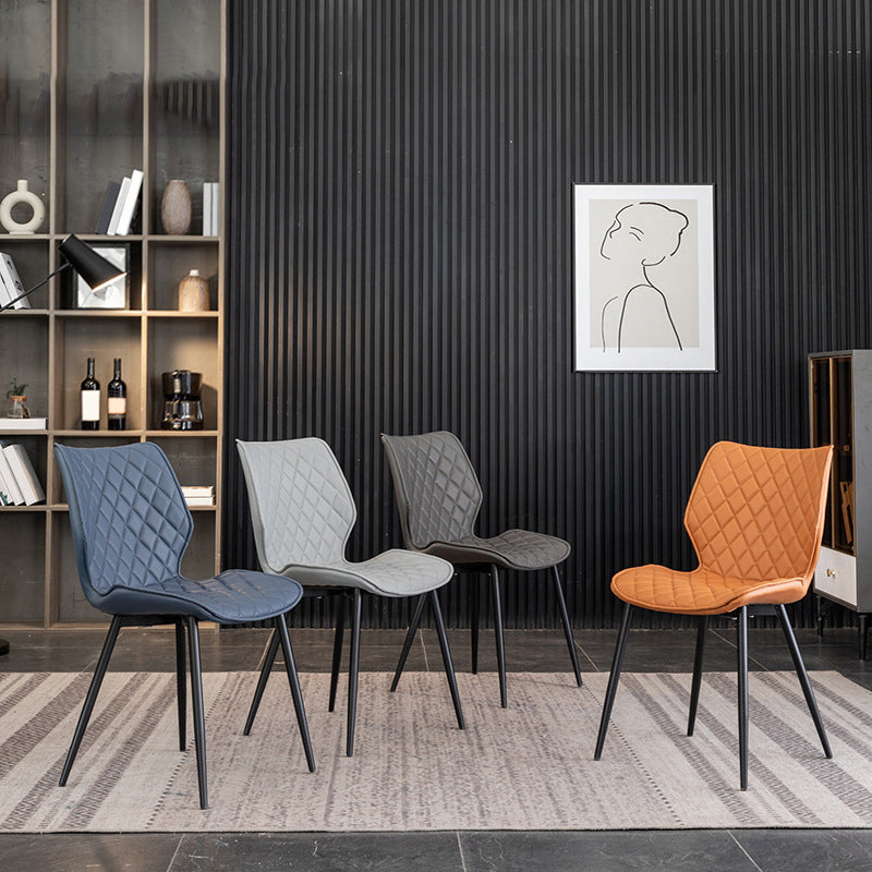 Gestoffeerde eetkamerstoelen wingback zijstoel met metalen benen