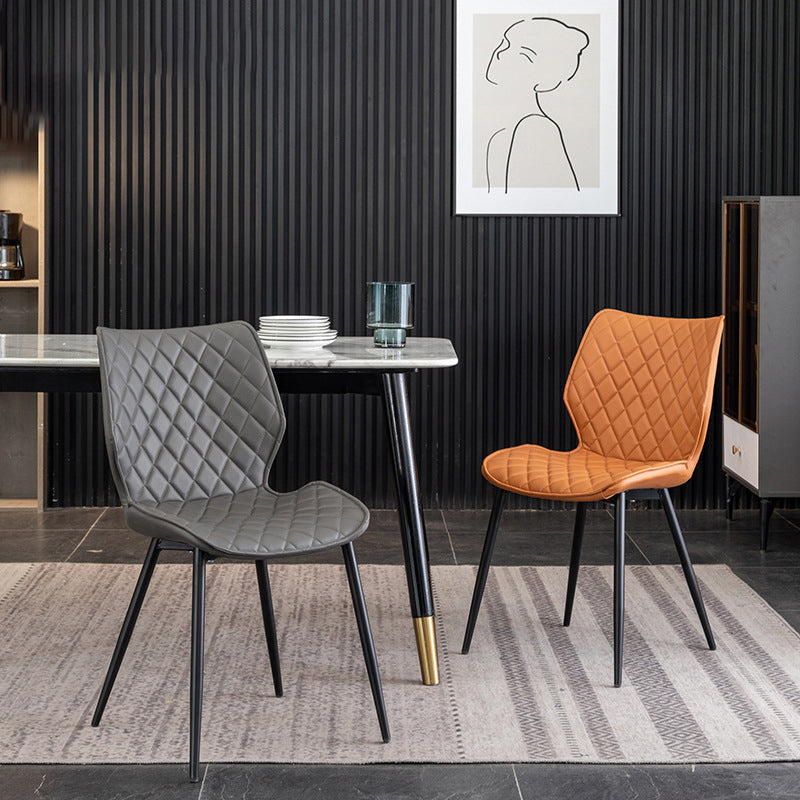 Gestoffeerde eetkamerstoelen wingback zijstoel met metalen benen