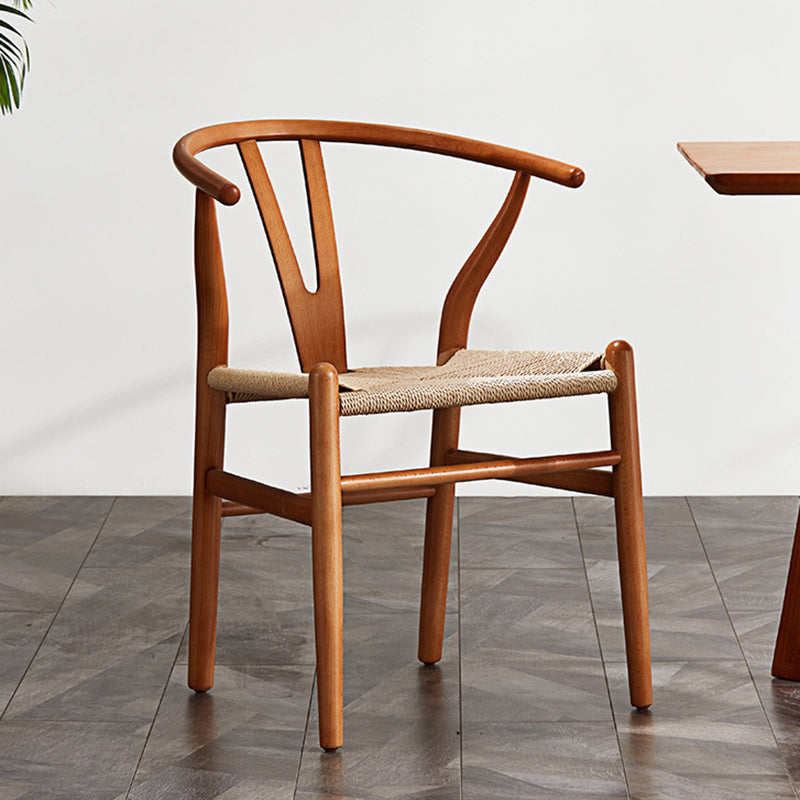 伝統的なキッチンダイニングチェアソリッドウッドアームダイニングチェア