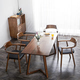 伝統的なキッチンダイニングチェアソリッドウッドアームダイニングチェア