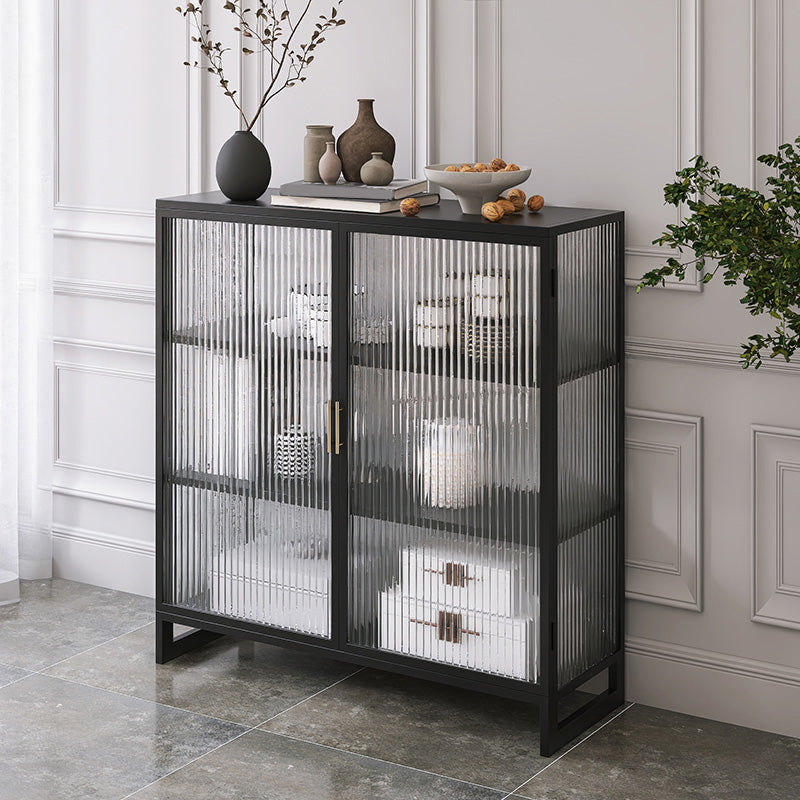 Serveur de restauration en métal moderne