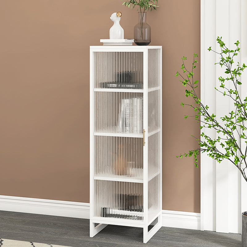 Serveur de restauration en métal moderne