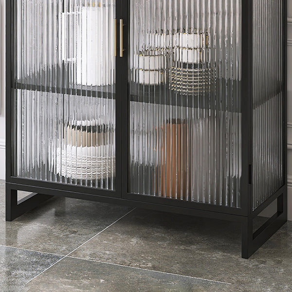 Serveur de restauration en métal moderne