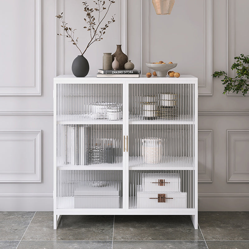 Serveur de restauration en métal moderne