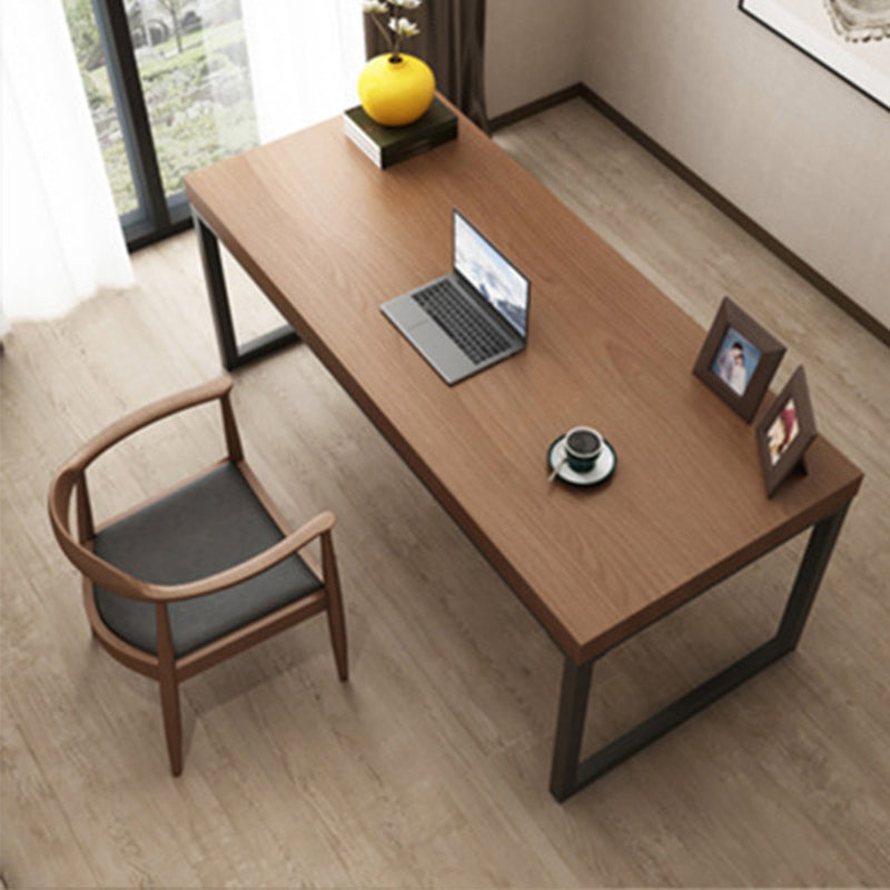 Escritorio de escritura industrial escritorio de secretario marrón rectangular con patas de metal