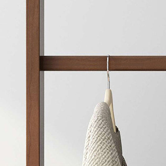 Klassischer maser Holzkleiderbügel frei stehender Katastar mit Lagerregale