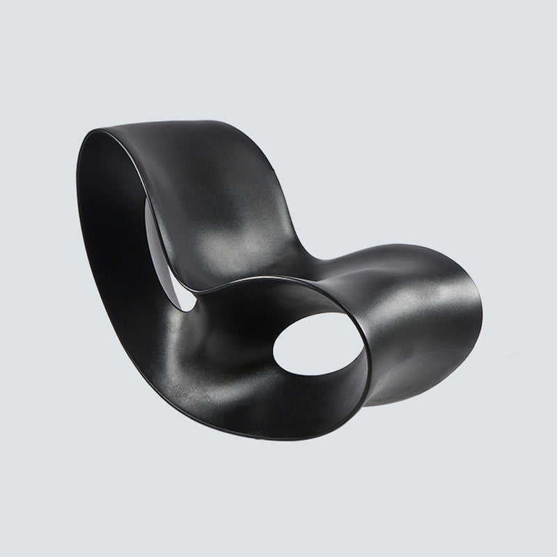 Moderna silla de silla de balancín de plástico reciclado resistente a la mancha para sala de estar