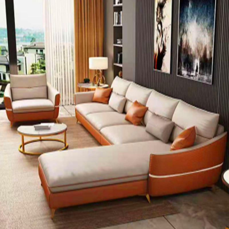 Bâle à 4 places en cuir en cuir en coupe sectionnelle avec oreillers