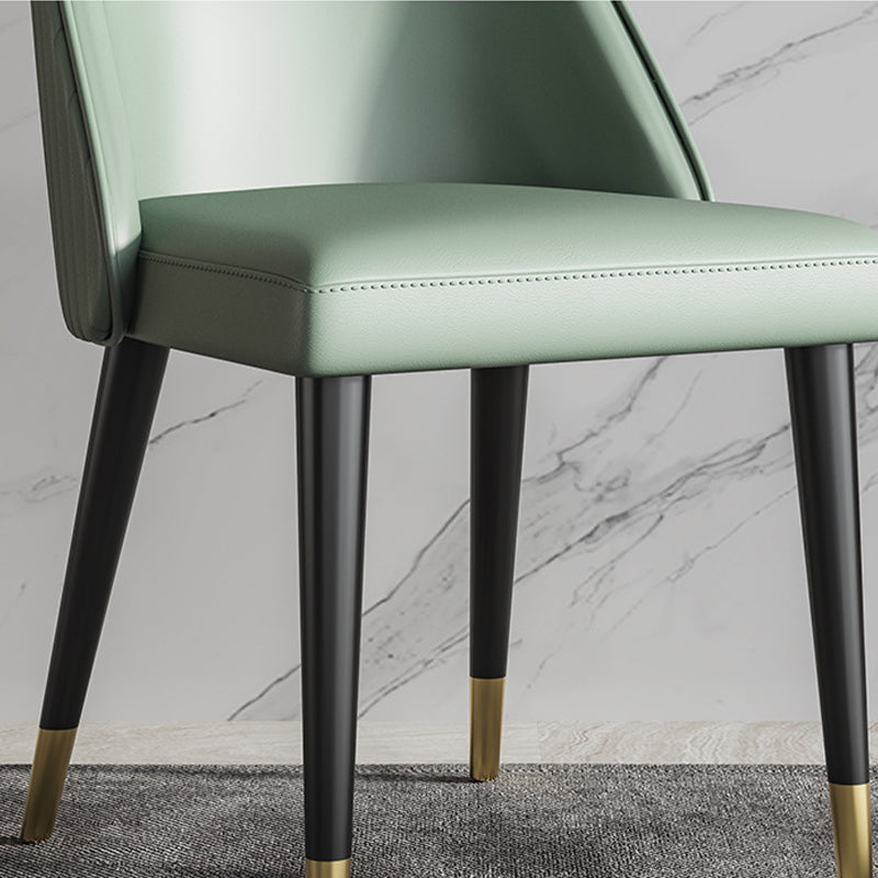 Sillas de comedor de cuero de forma glamorosa sillas laterales sin brazos con patas de madera para cocina