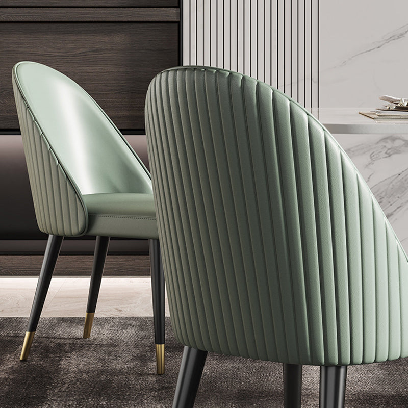 Sillas de comedor de cuero de forma glamorosa sillas laterales sin brazos con patas de madera para cocina