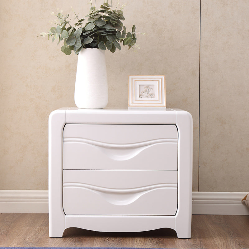2 Drawers Solid Wood Nightstand Contemporary Oak Night Table 21.3"L x 16.1"W x 19.1"H White 1 Piece Clearhalo 'Bedroom Furniture' 'furn' 'furn_night_stand' 'Furniture' 'night_stand' 'Nightstands' 6366572