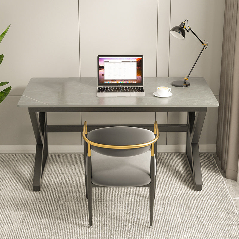 Bureau de bureau industriel Bureau d'ordinateur de finition antique rectangulaire avec des jambes métalliques