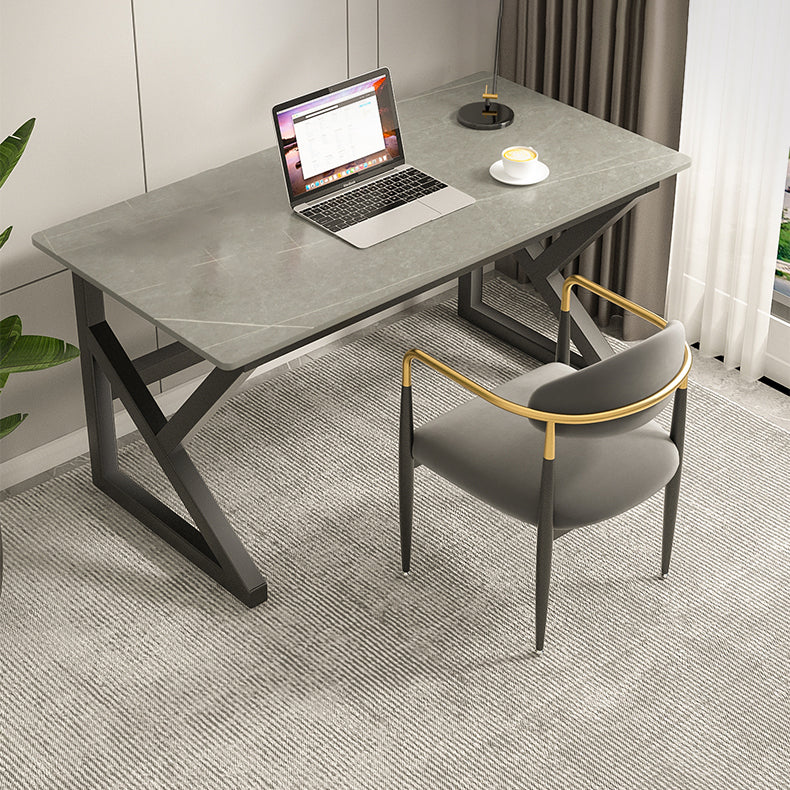 Bureau de bureau industriel Bureau d'ordinateur de finition antique rectangulaire avec des jambes métalliques