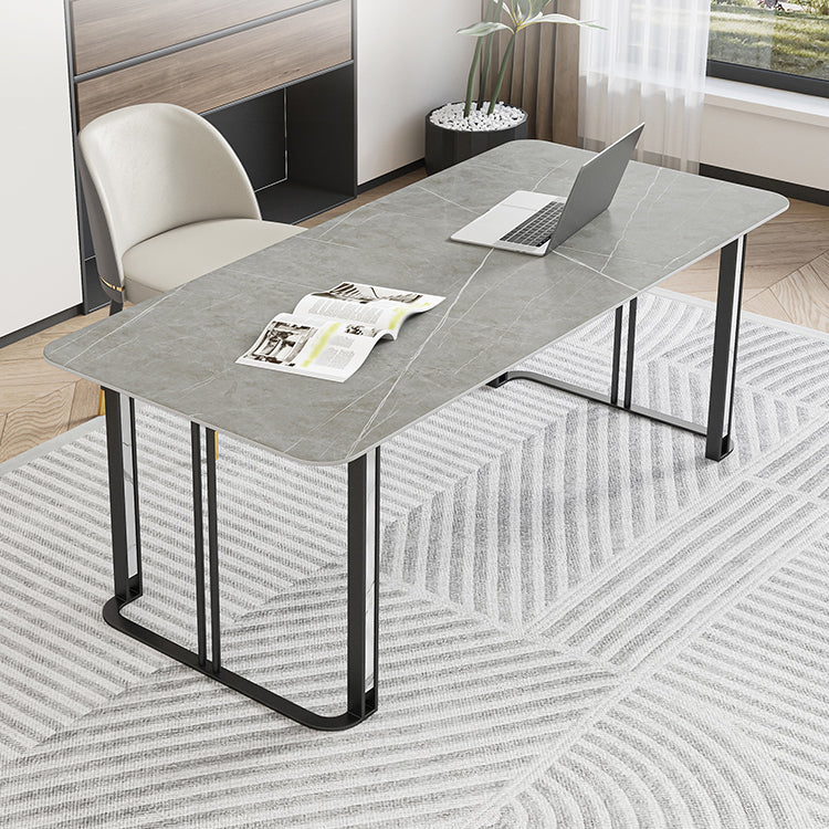 Eigentijdse gebogen kantoorbureau antieke afwerking computerbureau met metalen benen