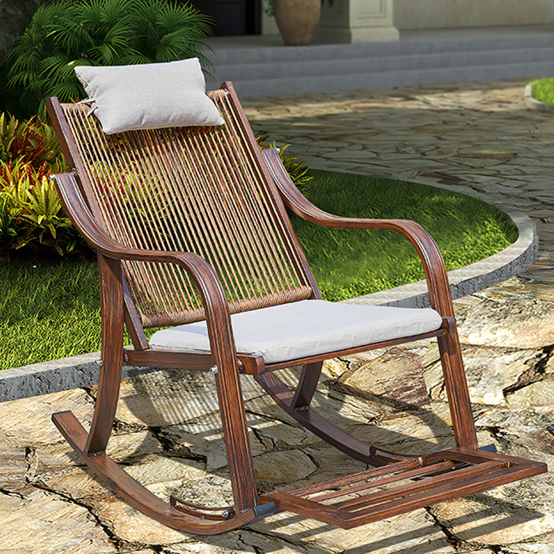 Chaise à bascule traditionnelle chaise à bascule intérieure à ossature de dos trapézoïdal en osier en osier
